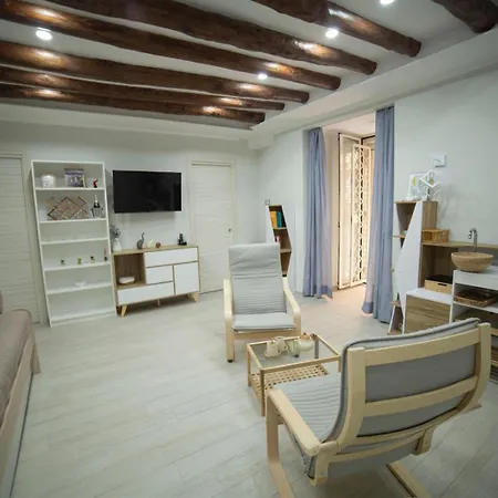 Dell'arco Bed & Breakfast