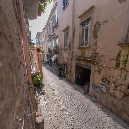 Dell'arco 3* Nápoly